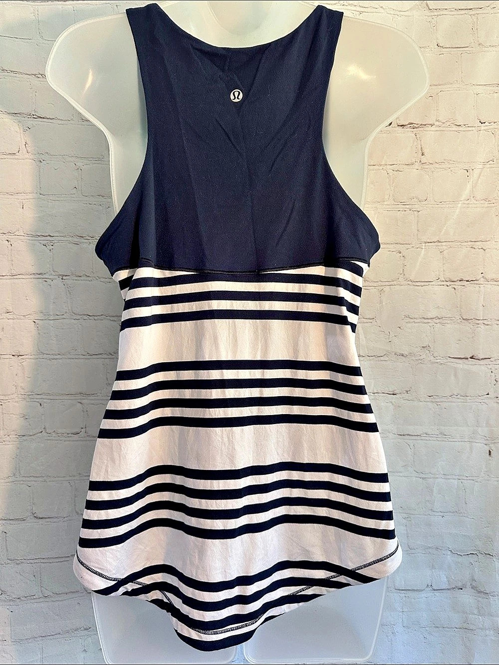 lululemon Run First Base Tank Striped Top in Blue & White Rulu Fabric S/M - Picture 6 of 6